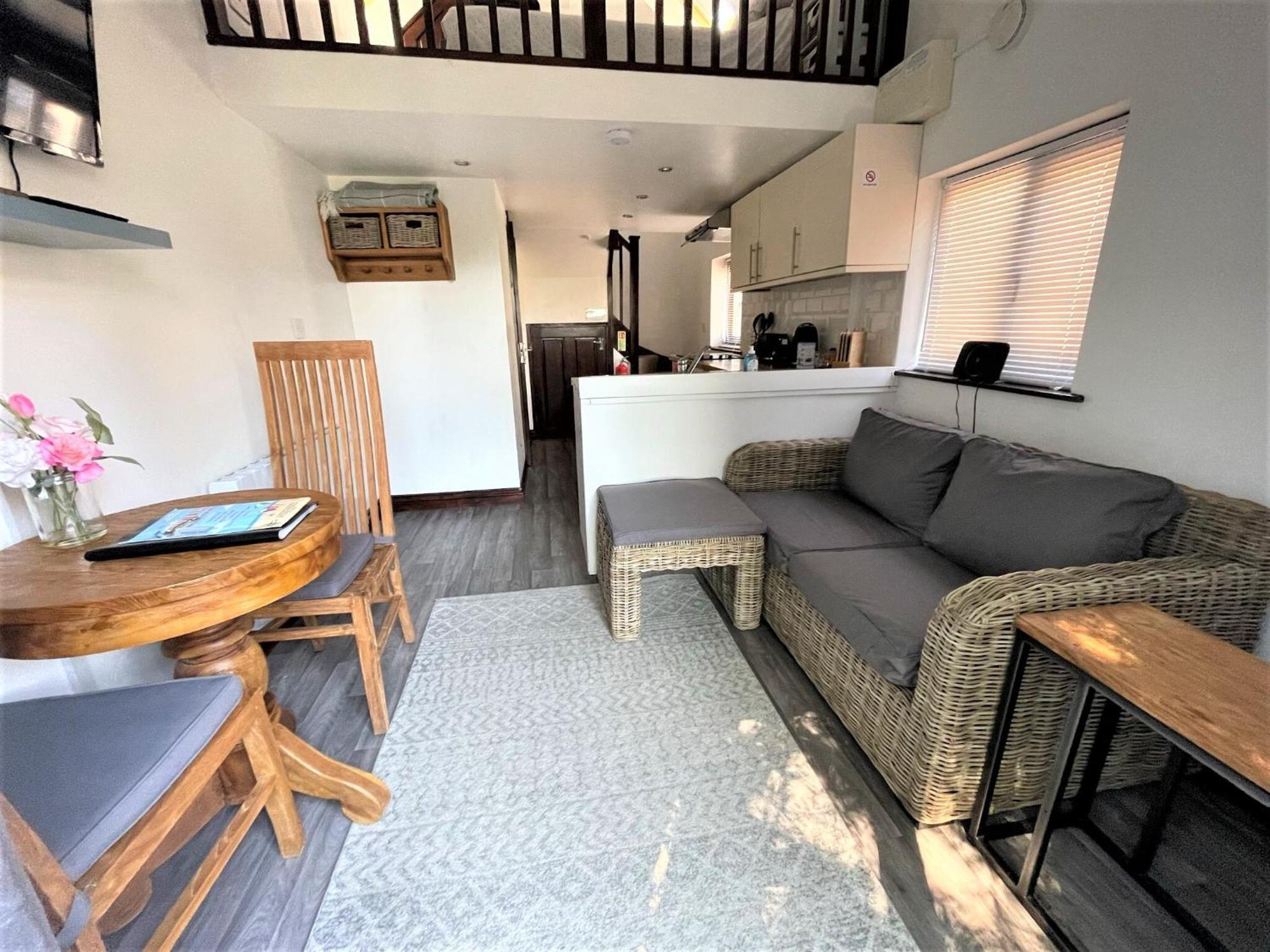 The Stables - Detached Cottage With Private Garden & Hot Tub St. Austell Exterior photo